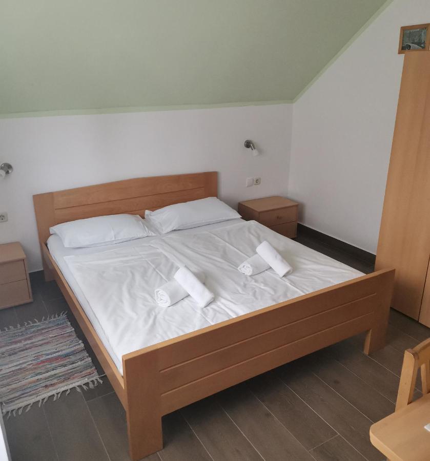 ホテル House Pljesevica Plitvička Jezera エクステリア 写真