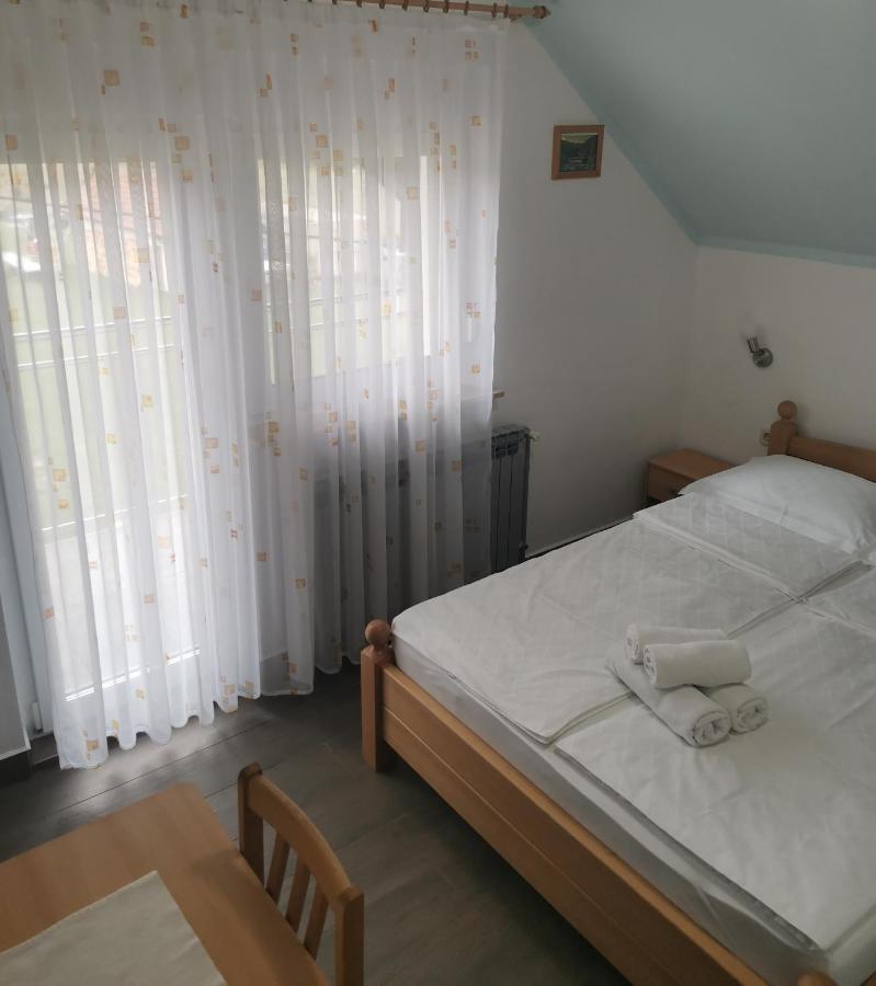 ホテル House Pljesevica Plitvička Jezera エクステリア 写真