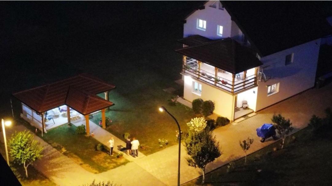 ホテル House Pljesevica Plitvička Jezera エクステリア 写真