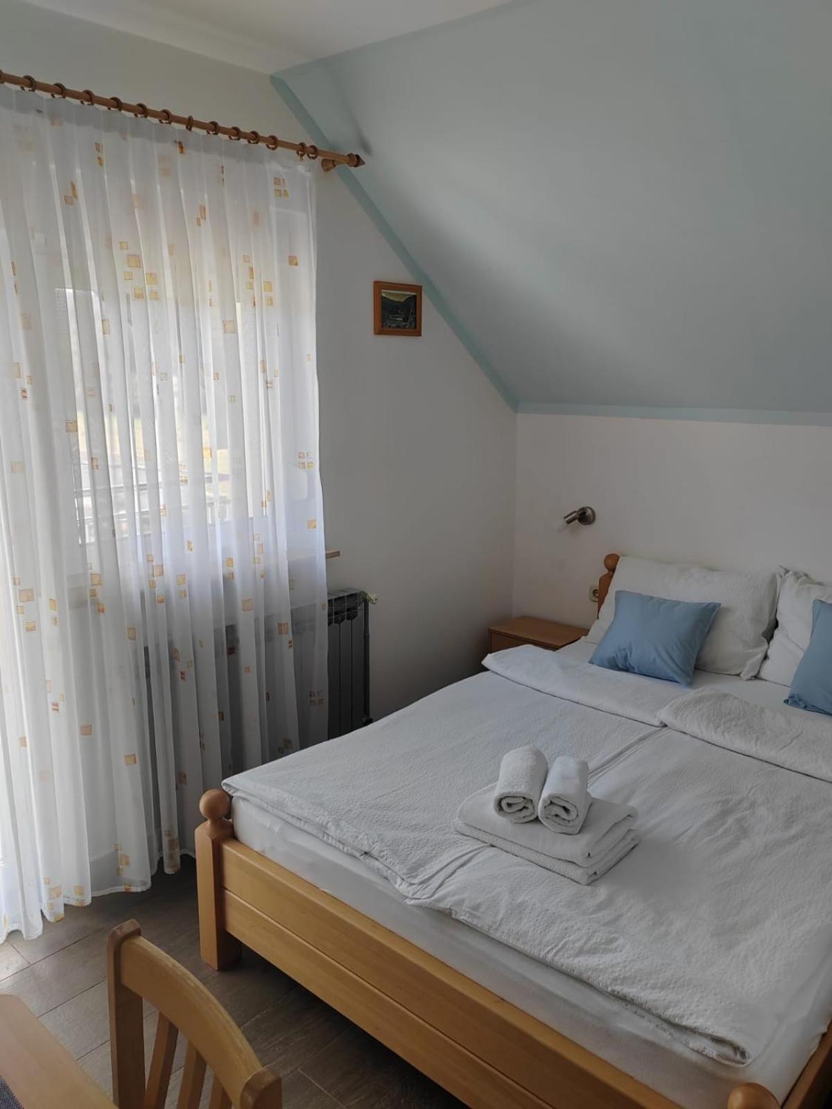 ホテル House Pljesevica Plitvička Jezera エクステリア 写真