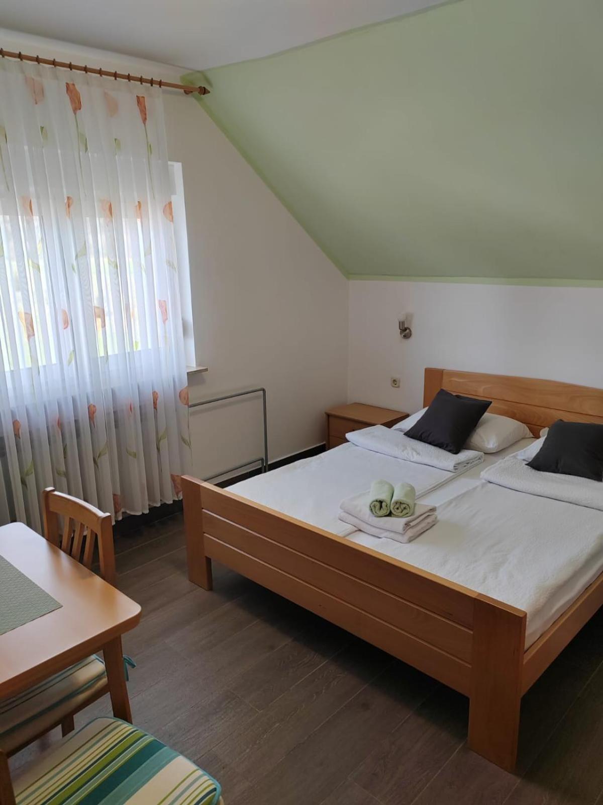 ホテル House Pljesevica Plitvička Jezera エクステリア 写真